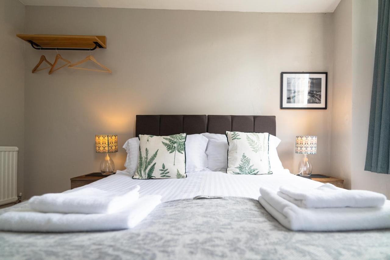 Sleepy Puffin Guest House Tenby Eksteriør bilde